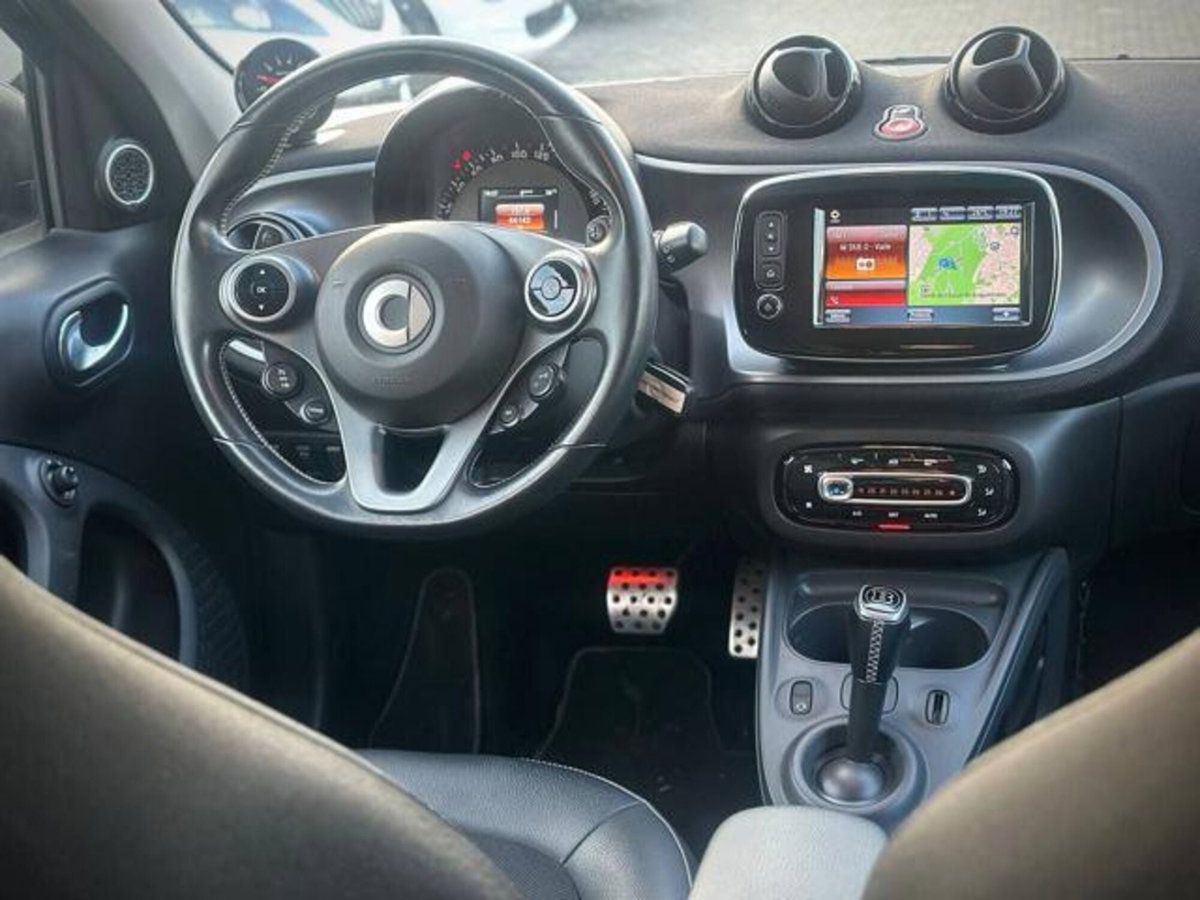 smart forfour forfour BRABUS 0.9 Turbo twinamic Xclusive (20)