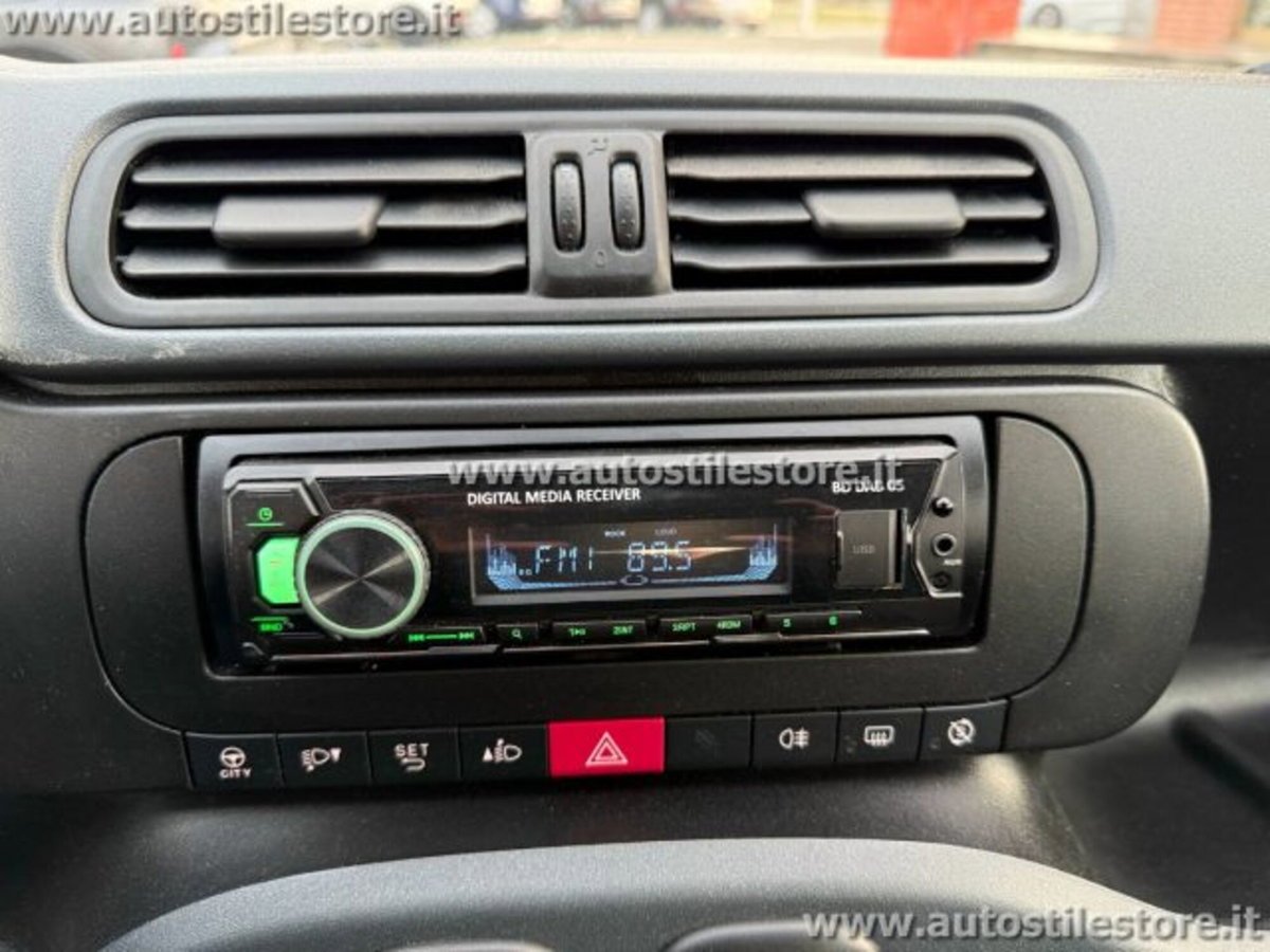 Fiat Panda 1.0 firefly hybrid s&s 70cv 5p.ti (19)