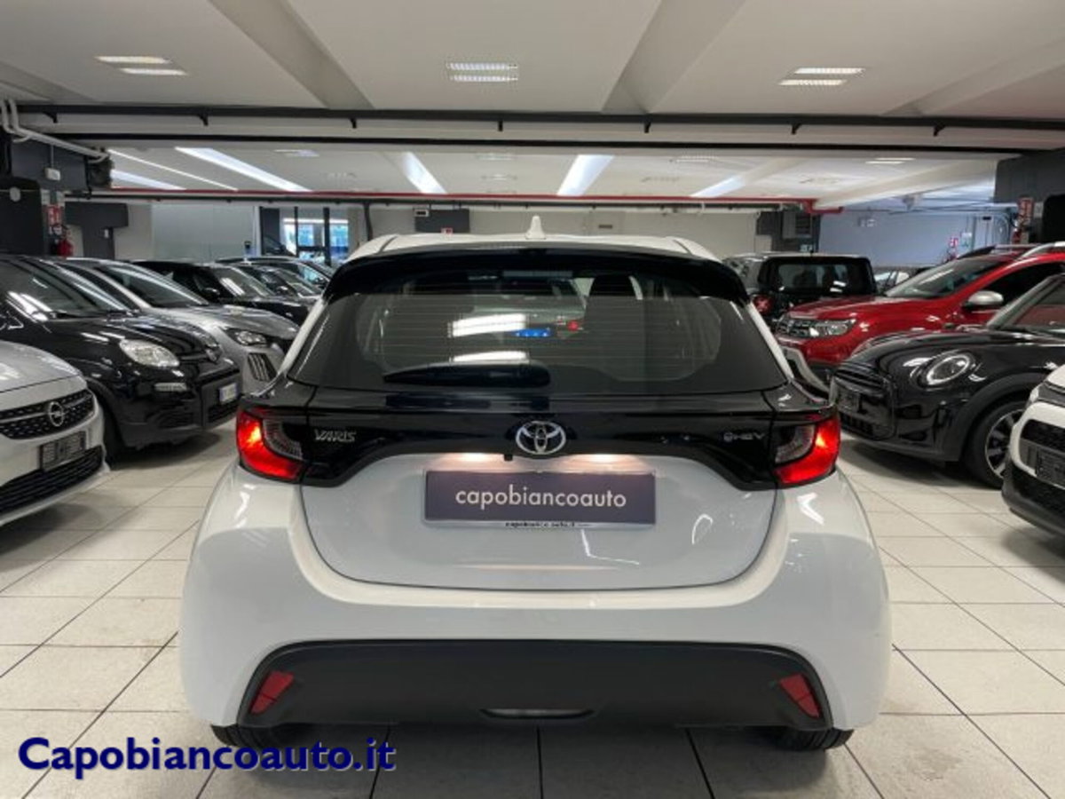 Toyota Yaris Cross 1.5 Hybrid 5p. E-CVT Active (5)