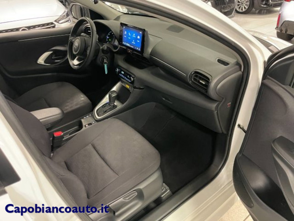 Toyota Yaris Cross 1.5 Hybrid 5p. E-CVT Active (8)
