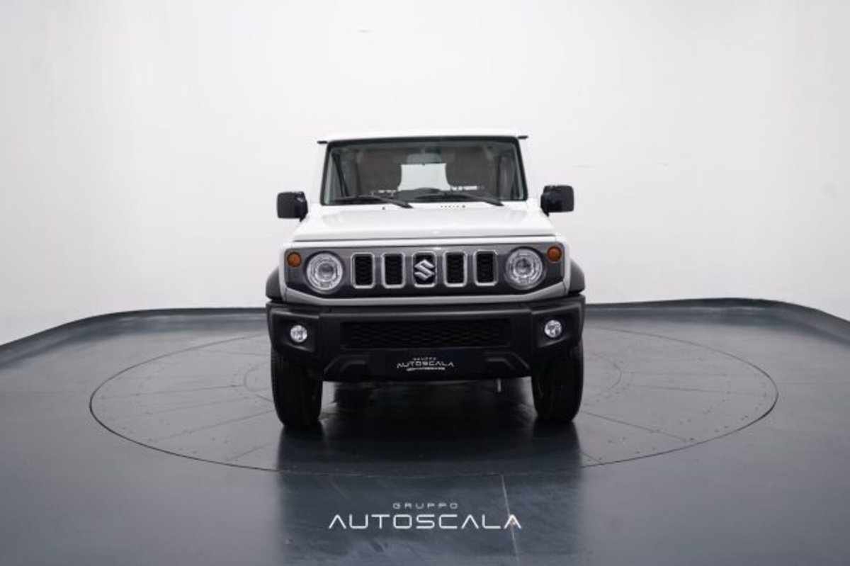 Suzuki Jimny 1.5 5MT Top (2)