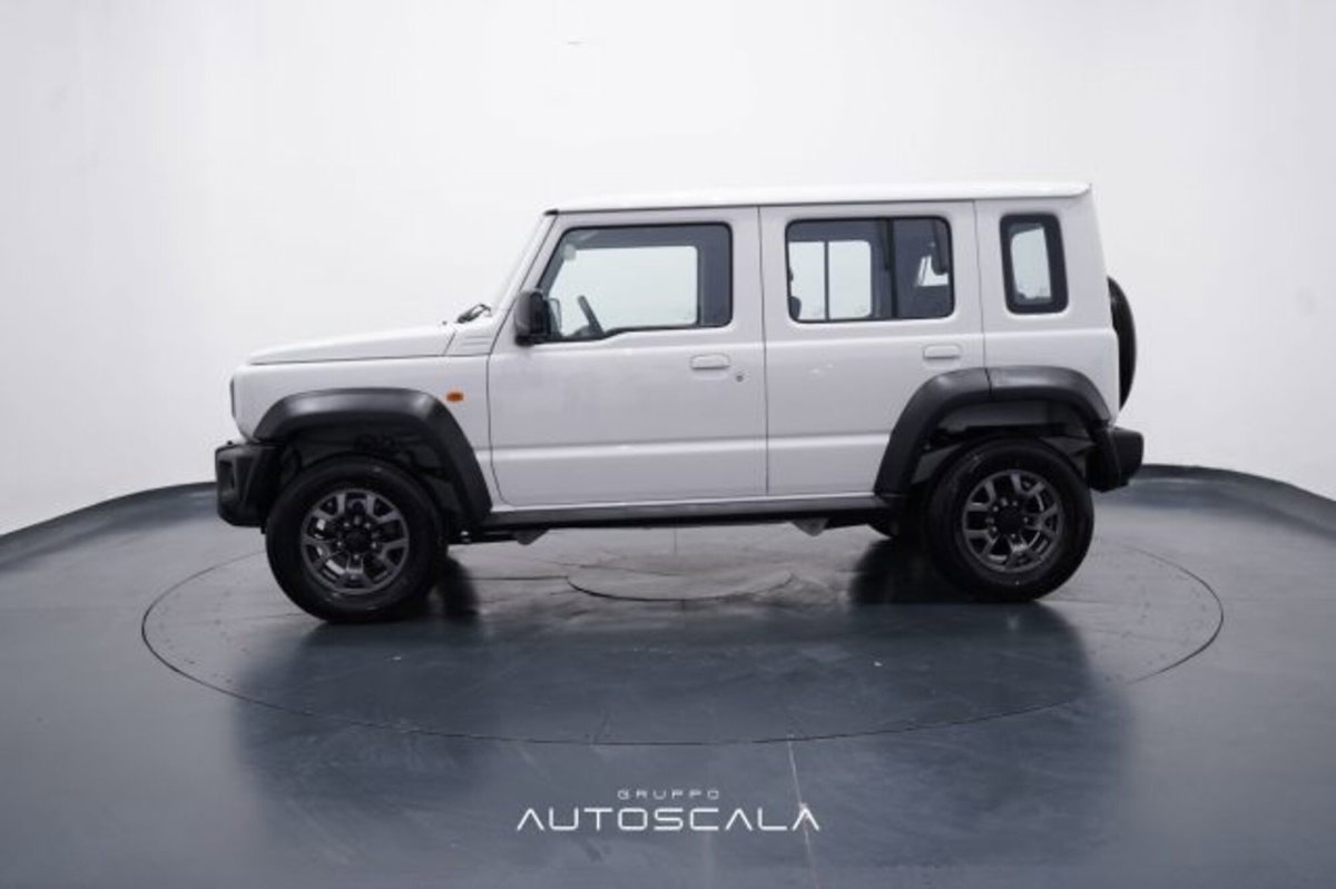 Suzuki Jimny 1.5 5MT Top (3)
