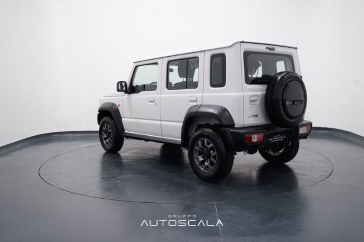 Suzuki Jimny 1.5 5MT Top (4)