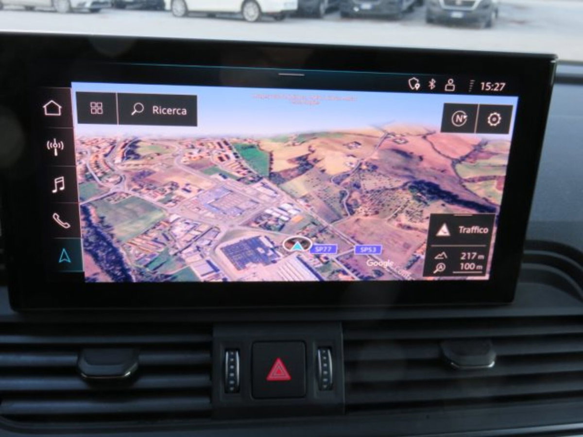 Audi Q5 40 TDI 204 CV quattro S tronic Business (10)