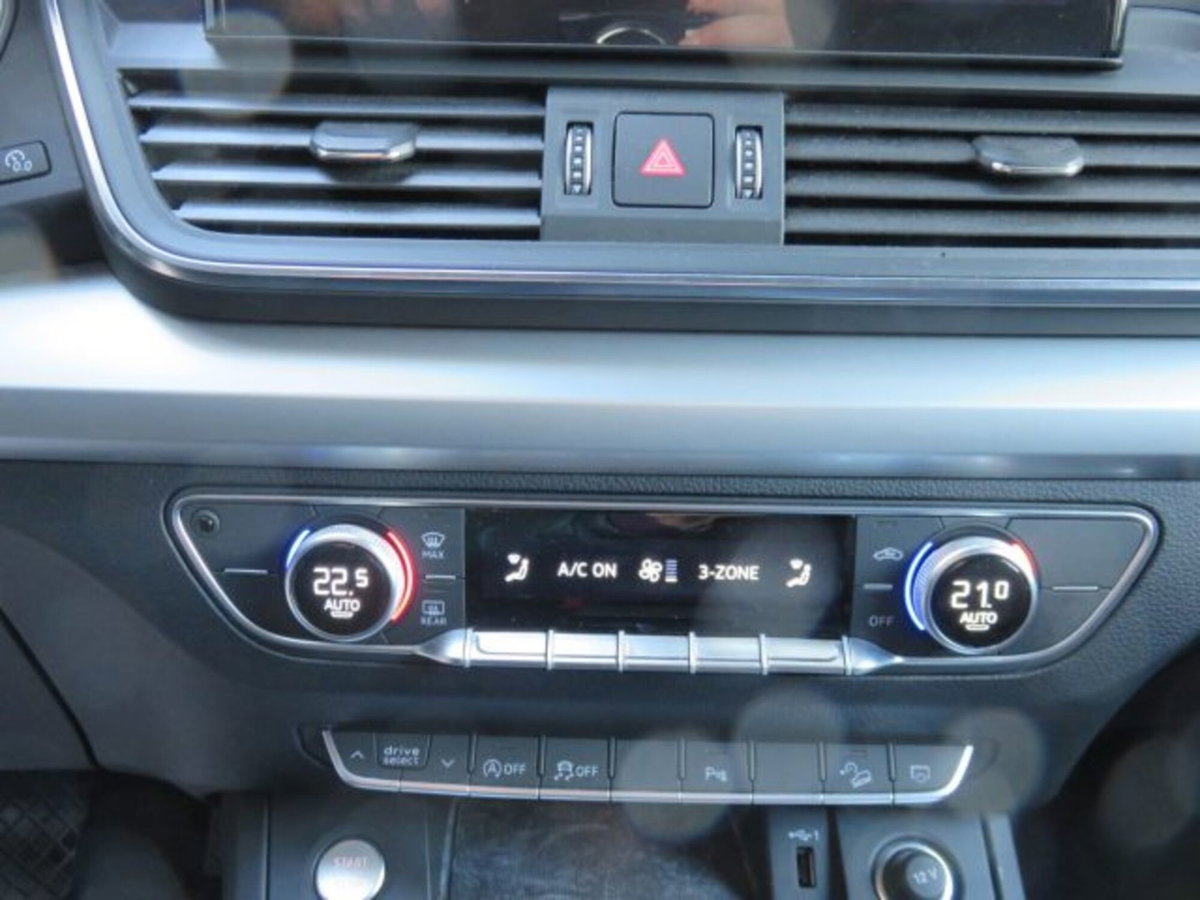 Audi Q5 40 TDI 204 CV quattro S tronic Business (9)