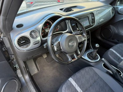 Volkswagen Maggiolino 1.2 TSI Design BlueMotion Technology (12)