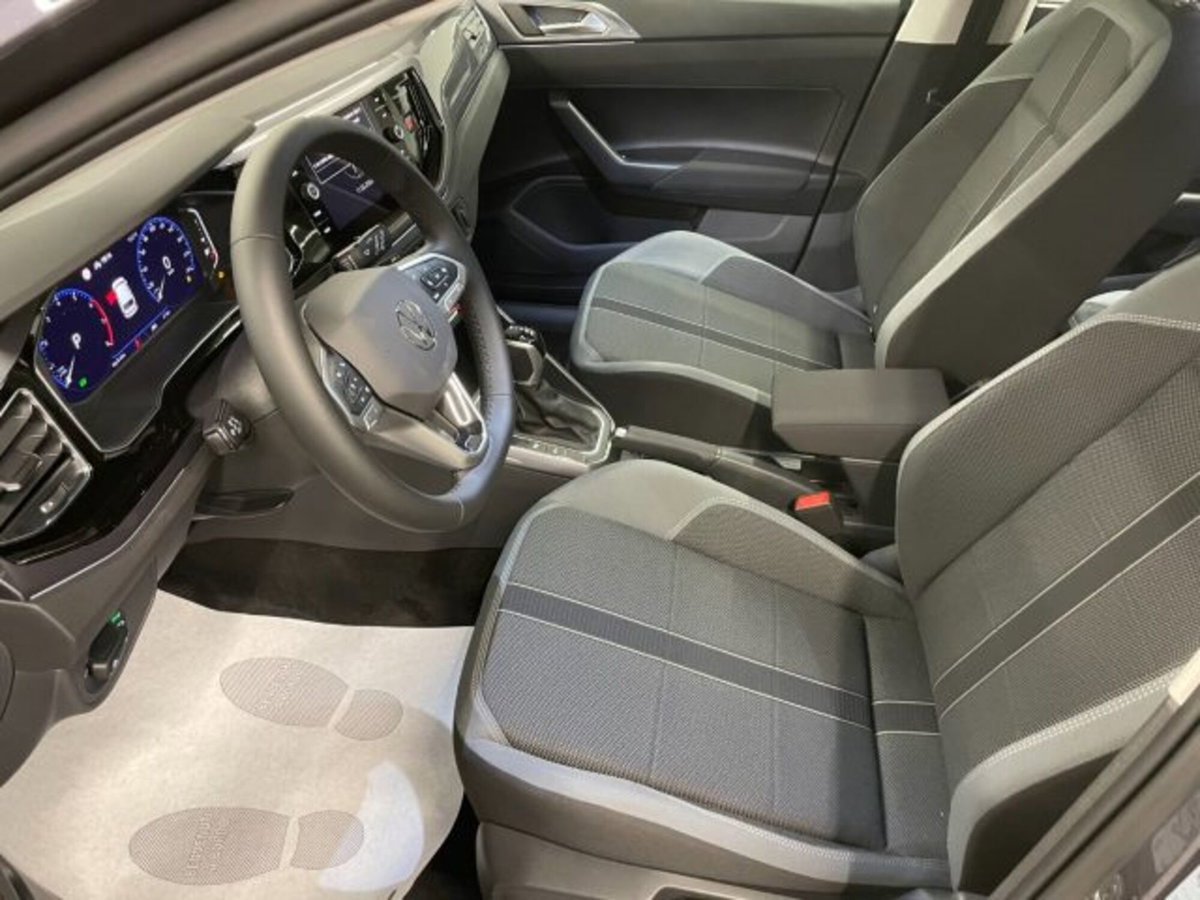Volkswagen Polo 1.0 tsi Style 95cv dsg (4)