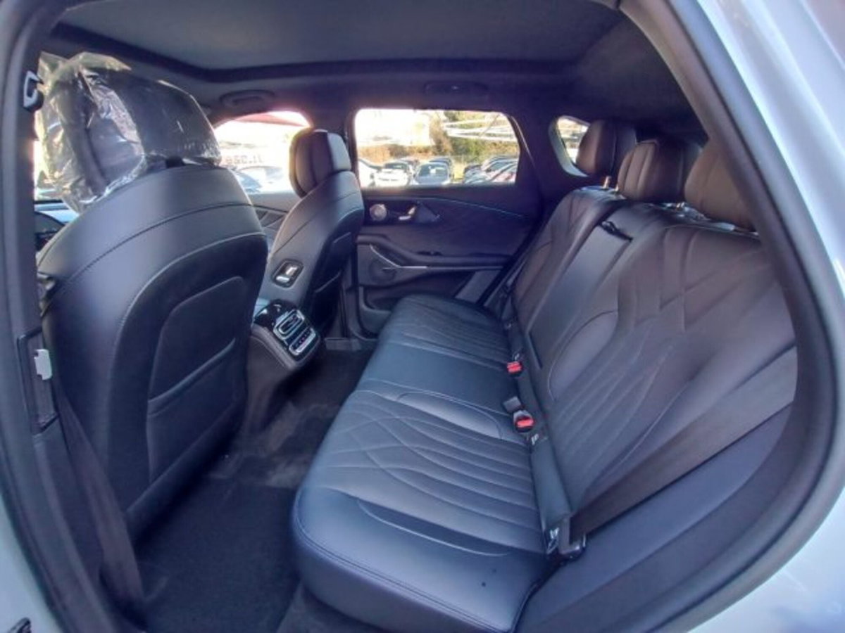 Omoda Omoda 9 SHS-P 1.5 tgdi phev Premium i-awd (13)