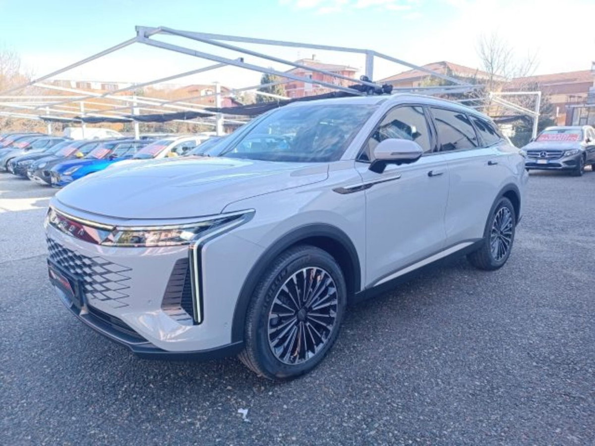 Omoda Omoda 9 SHS-P 1.5 tgdi phev Premium i-awd (3)