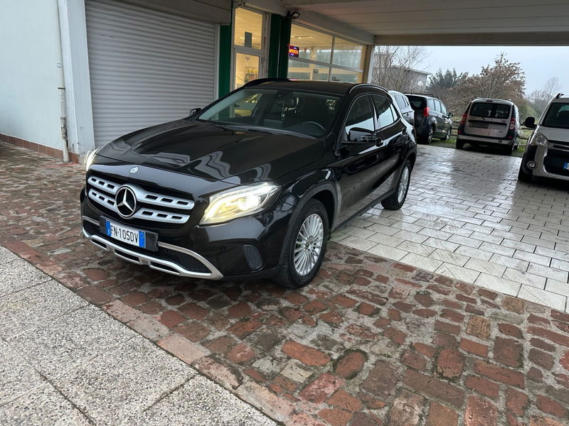 Mercedes-Benz GLA SUV 180 d Automatic Business