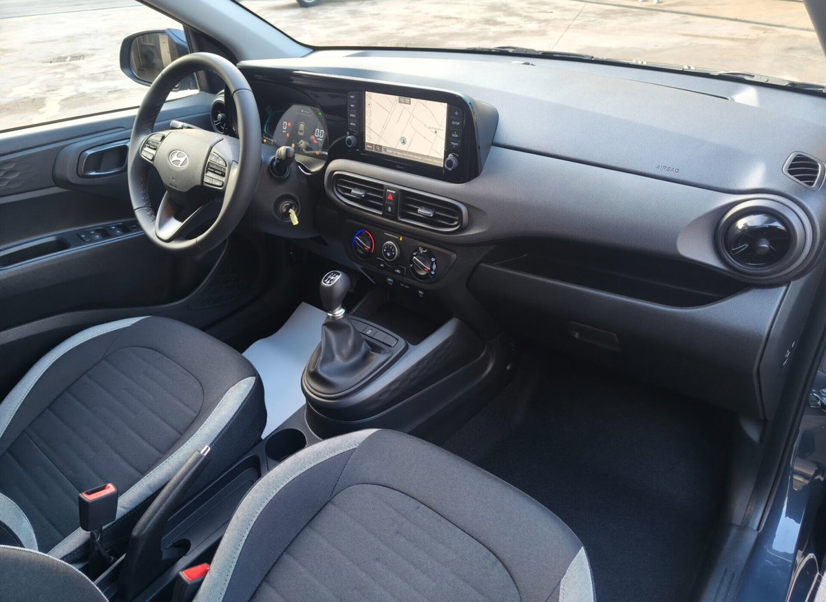 Hyundai i10 1.0 mpi Connectline 63cv (8)