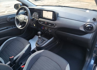 Hyundai i10 1.0 mpi Connectline 63cv (8)