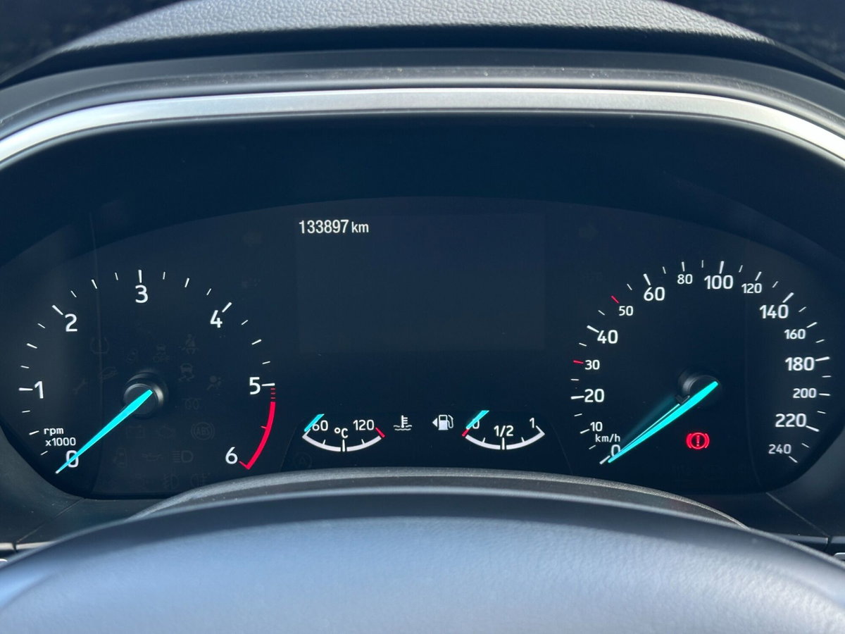 Ford Focus 1.5 EcoBlue 95 CV 5p. Business (17)
