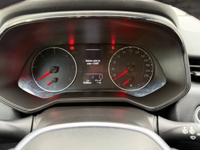Renault Clio Blue dCi 100 CV 5 porte Business (13)