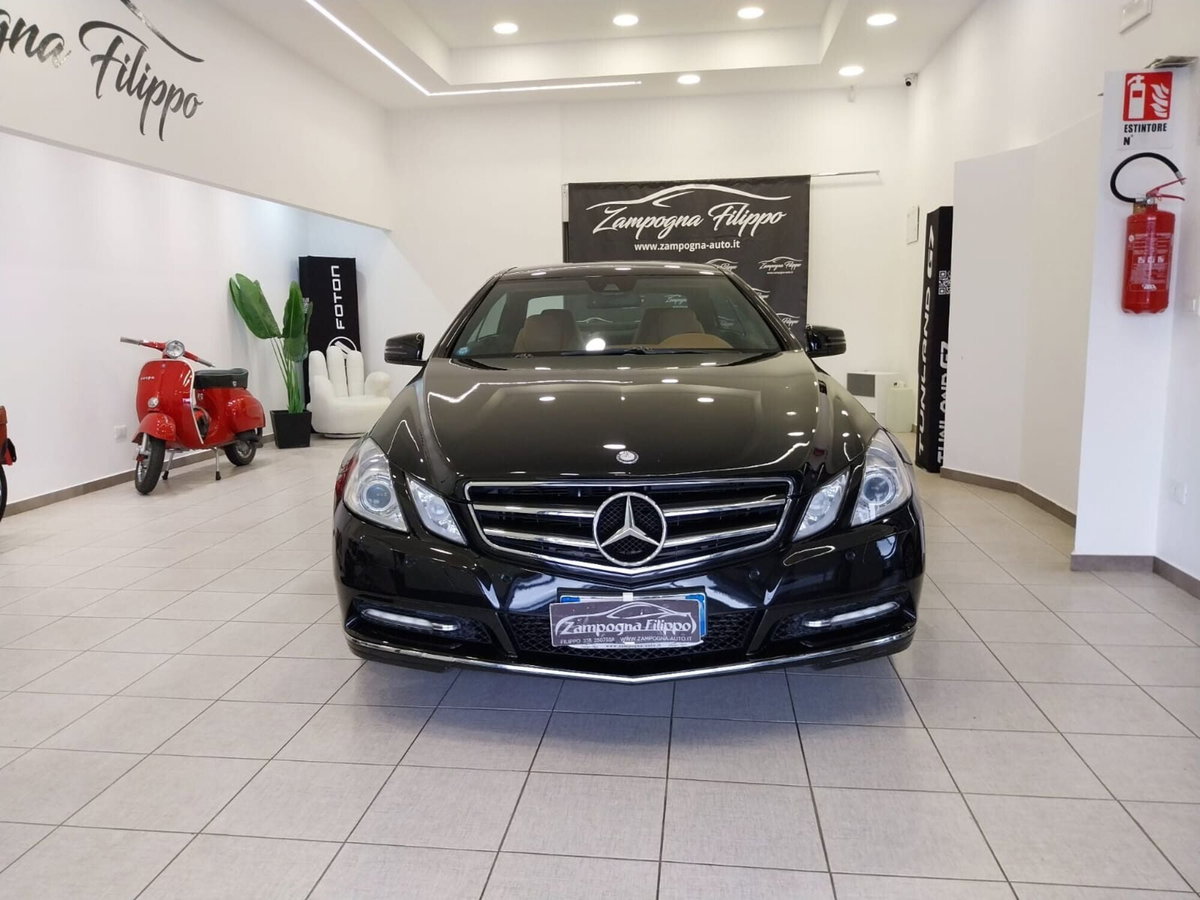 Mercedes-Benz Classe E 250 CDI BlueEFFICIENCY Avantgarde (2)