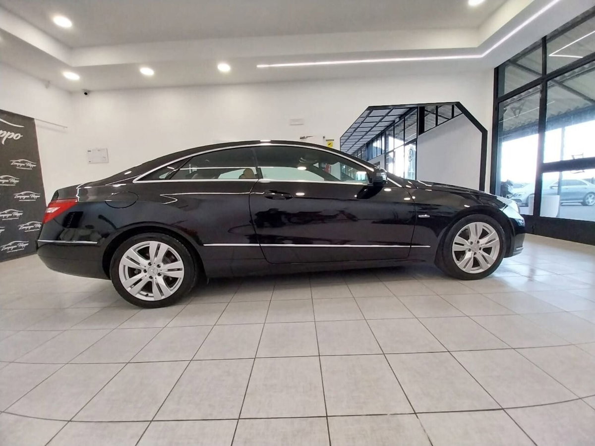 Mercedes-Benz Classe E 250 CDI BlueEFFICIENCY Avantgarde (4)