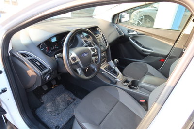 Ford Focus Station Wagon 1.6 TDCi 115 CV SW (7)