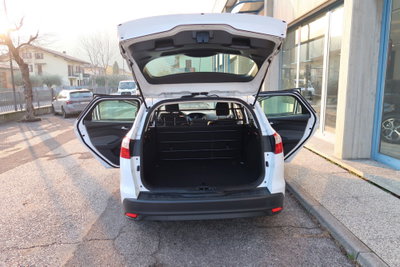 Ford Focus Station Wagon 1.6 TDCi 115 CV SW (9)