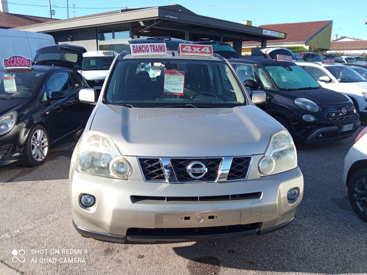 Nissan X-Trail 2.0 dCi 150CV SE (7)