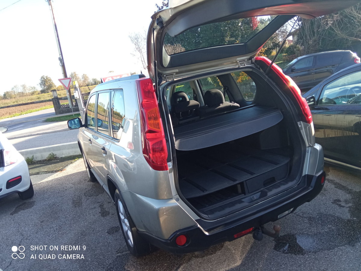 Nissan X-Trail 2.0 dCi 150CV SE (8)
