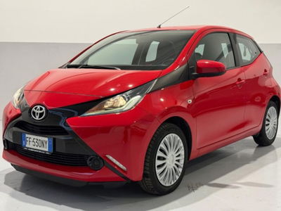 Toyota Aygo 1.0 VVT-i 69 CV 5 porte x-play usata