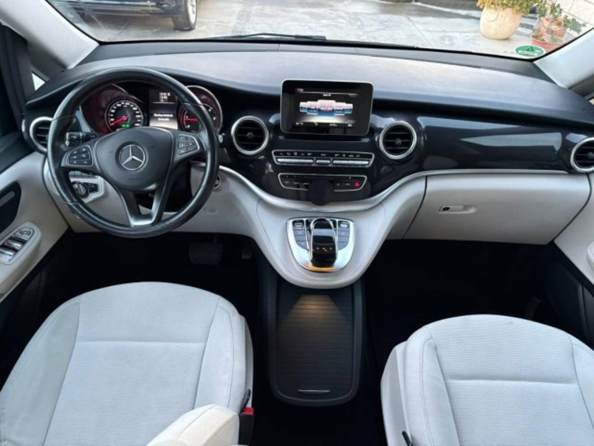 Mercedes-Benz Classe V 220 d Automatic 4Matic Executive Business Long (10)