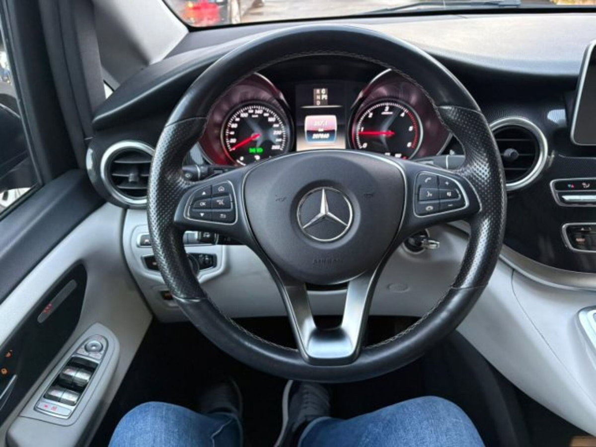 Mercedes-Benz Classe V 220 d Automatic 4Matic Executive Business Long (13)