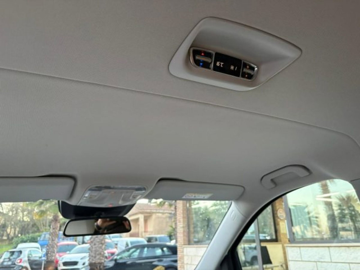 Mercedes-Benz Classe V 220 d Automatic 4Matic Executive Business Long (9)