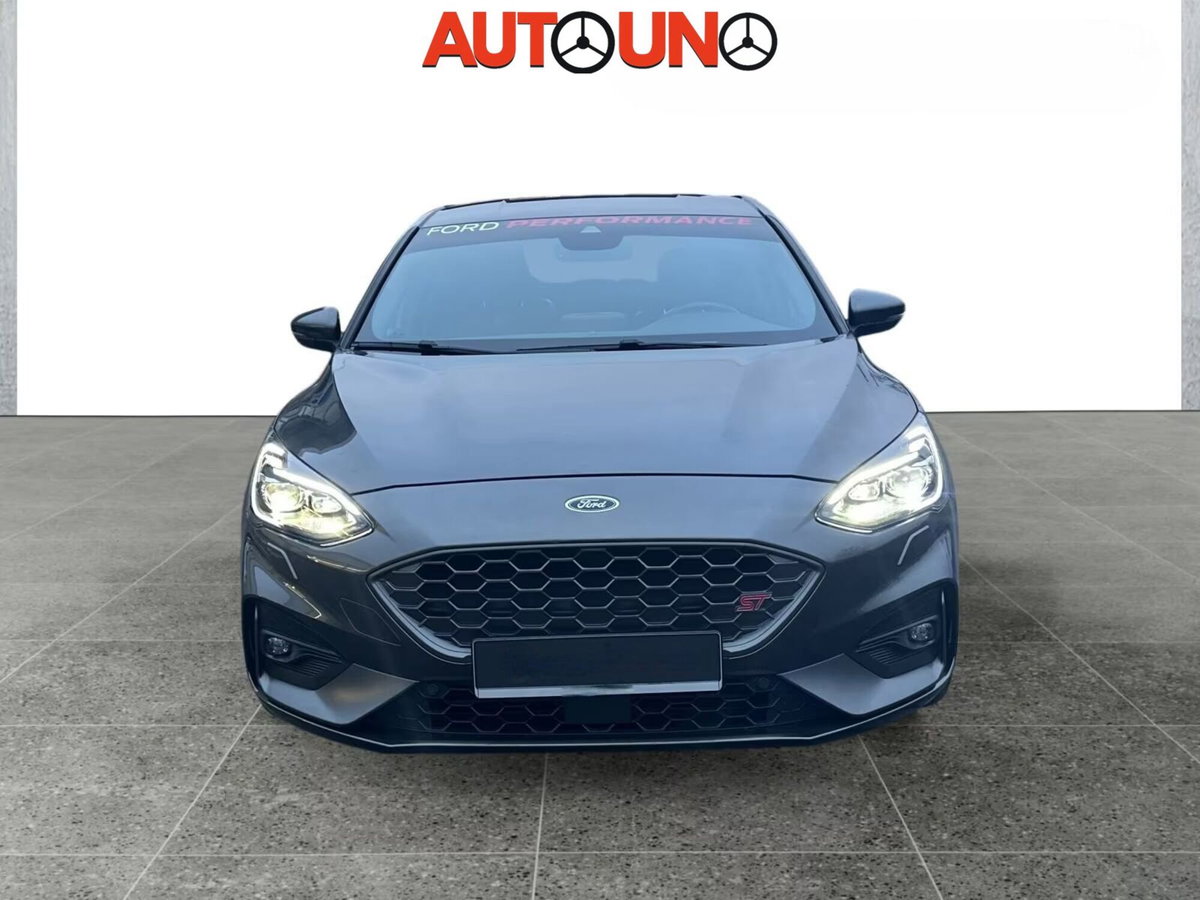 Ford Focus 2.3 EcoBoost 280 CV 5p. ST (16)