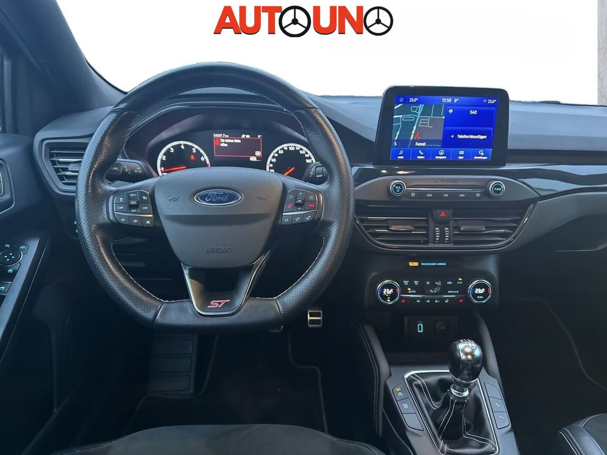 Ford Focus 2.3 EcoBoost 280 CV 5p. ST (5)