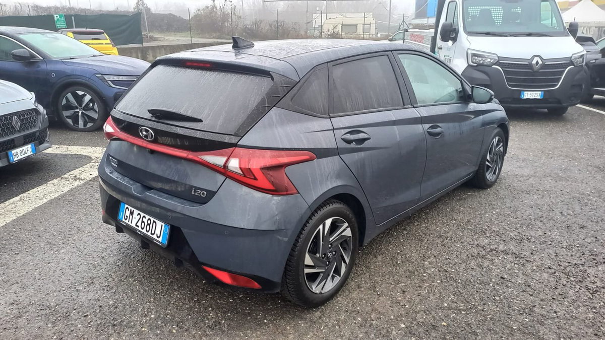 Hyundai i20 1.2 MPI MT GPL ConnectLine (4)