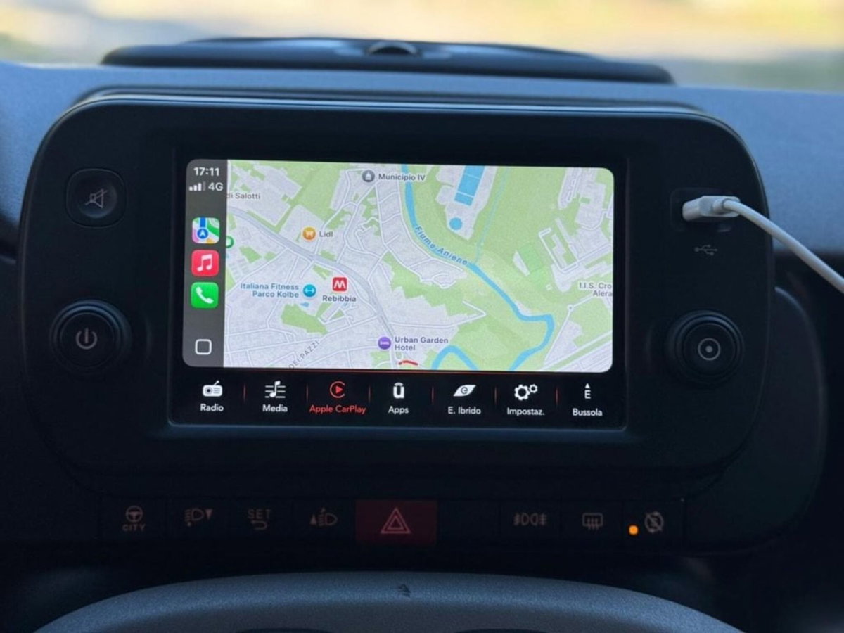 Fiat Panda 1.0 FireFly S&S Hybrid City Cross (11)