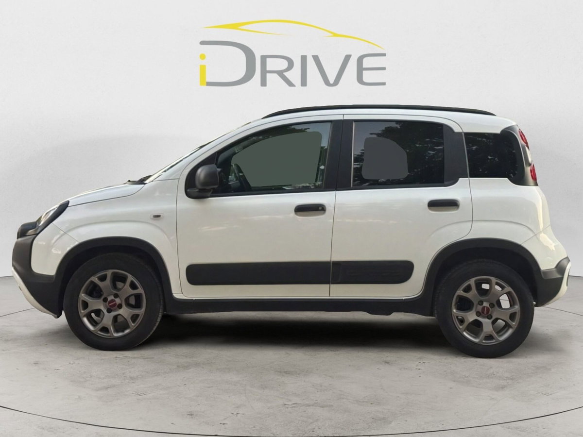Fiat Panda 1.0 FireFly S&S Hybrid City Cross (4)