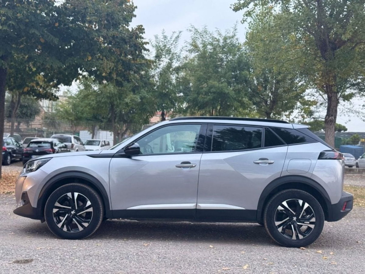 Peugeot 2008 PureTech 100 S&S Allure (5)
