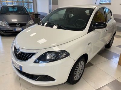 Lancia Ypsilon 1.0 FireFly 5 porte S&S Hybrid Gold Plus usata