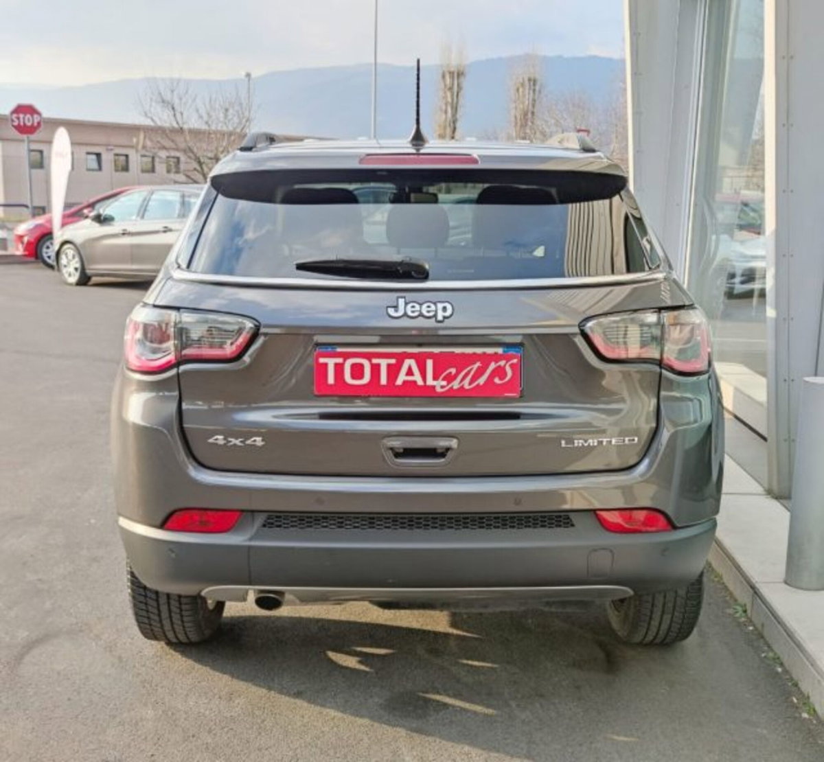 Jeep Compass 2.0 Multijet II aut. 4WD Limited (8)