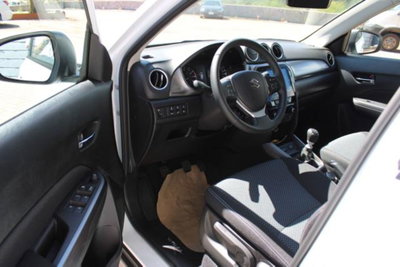 Suzuki Vitara 1.4 Hybrid 4WD AllGrip Easy Cool (8)