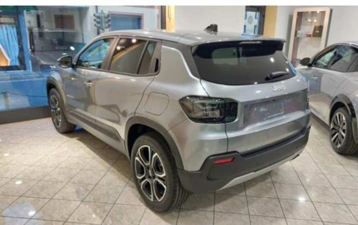 Jeep Avenger 1.2 turbo Summit fwd 100cv (8)