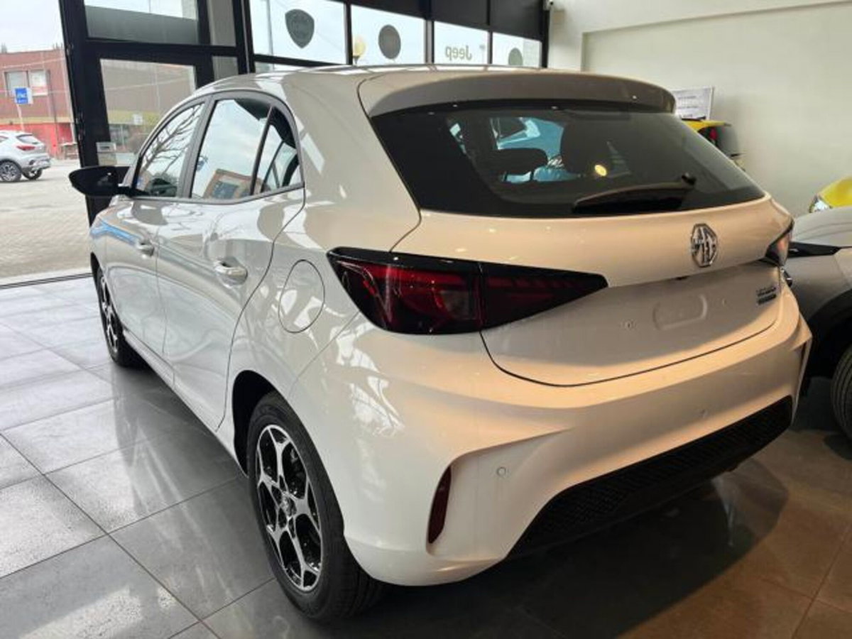Mg MG3 1.5 Standard (3)