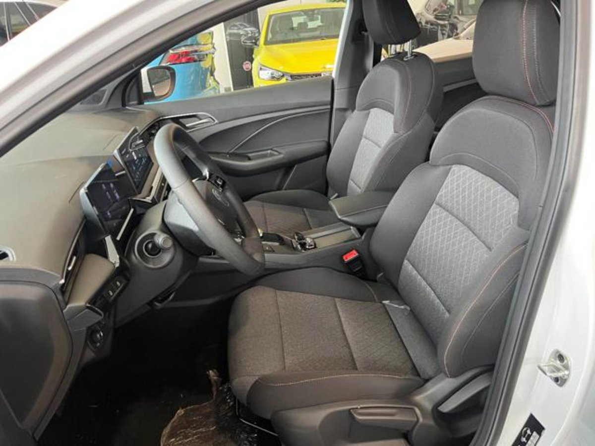 Mg MG3 1.5 Standard (9)