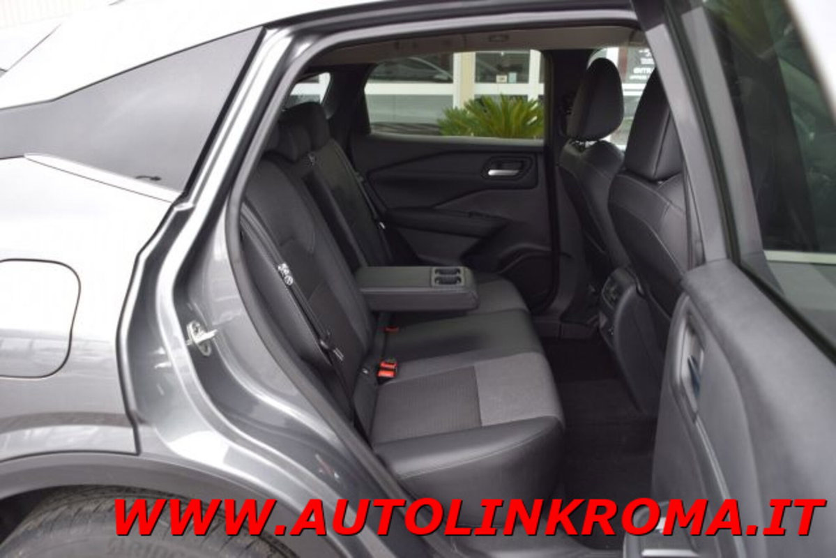 Nissan Qashqai 1.3 mhev N-Connecta 2wd 140cv (17)