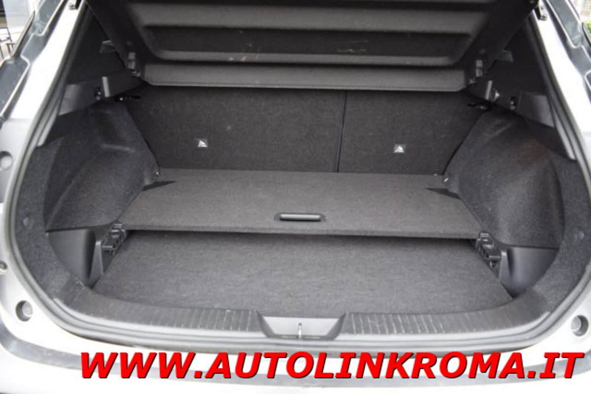 Nissan Qashqai 1.3 mhev N-Connecta 2wd 140cv (19)