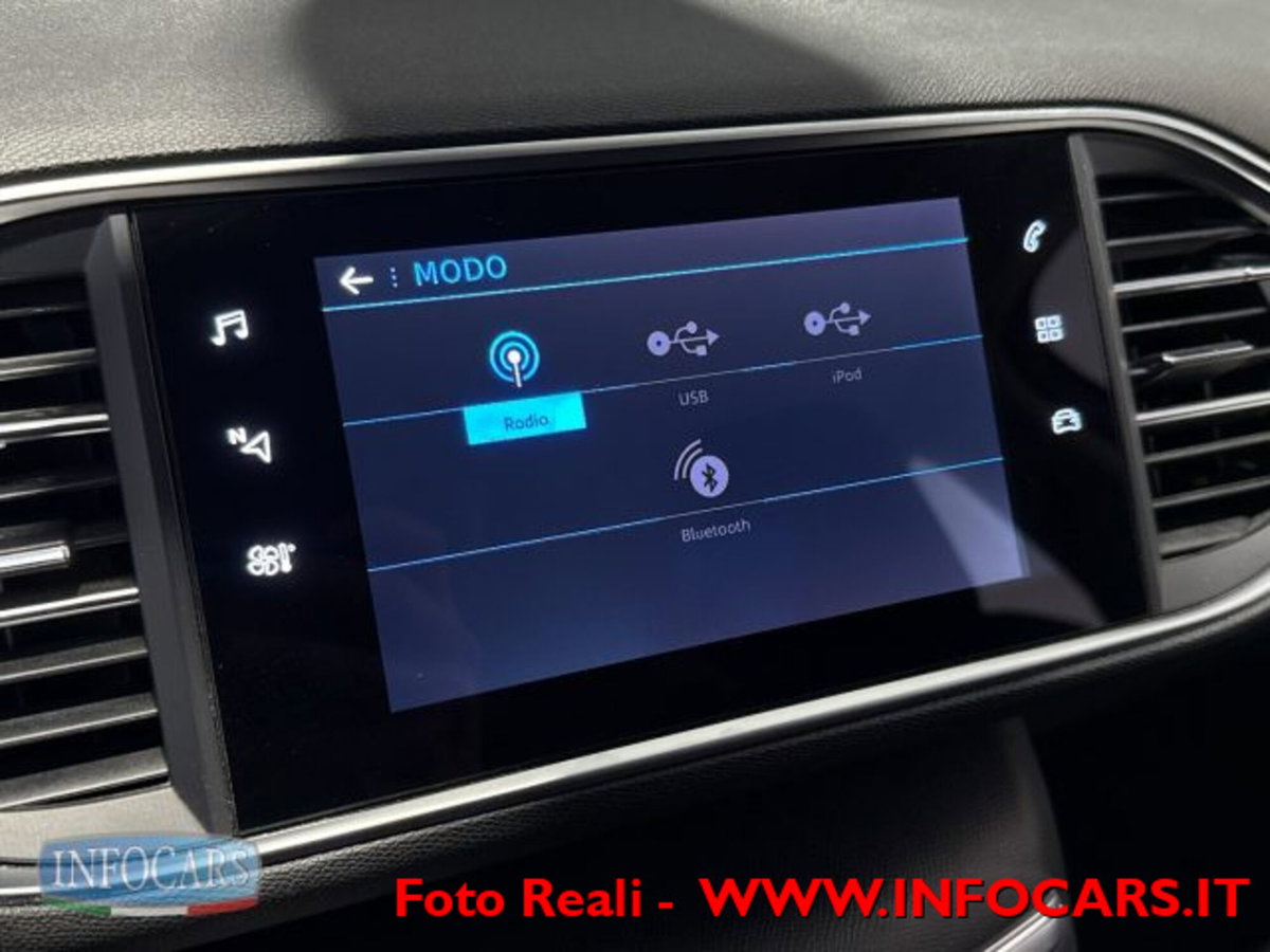 Peugeot 308 SW BlueHDi 130 S&S Allure (15)