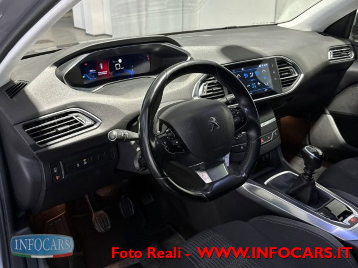 Peugeot 308 SW BlueHDi 130 S&S Allure (9)