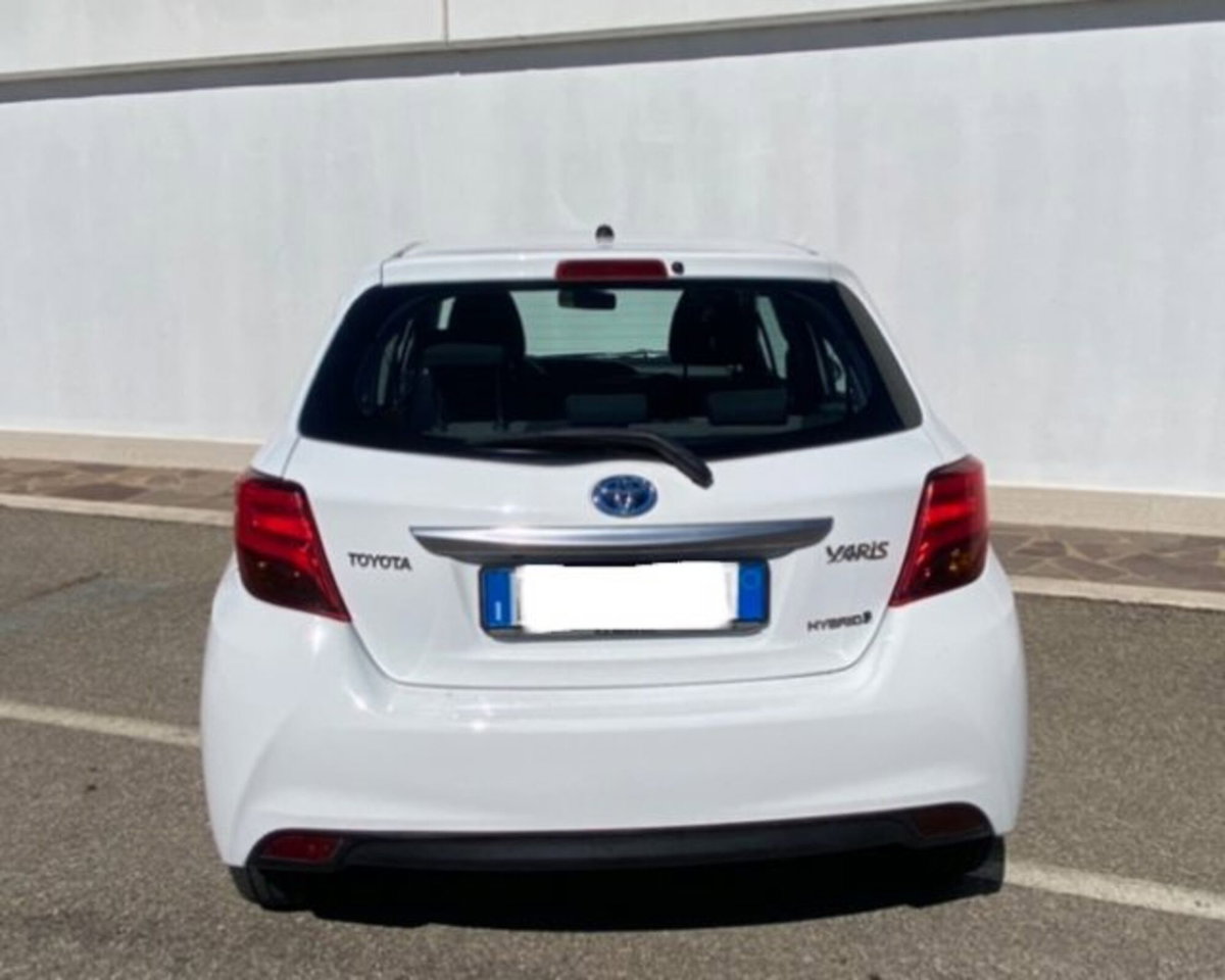 Toyota Yaris 1.5 Hybrid 5 porte Cool (5)
