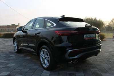 Audi Q5 Sportback 2.0 tdi mhev+ Launch Edition S line quattro 204cv s-tronic (5)