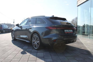 Audi A5 Avant 2.0 tdi mhev+ S line edition 204cv s-tronic (5)