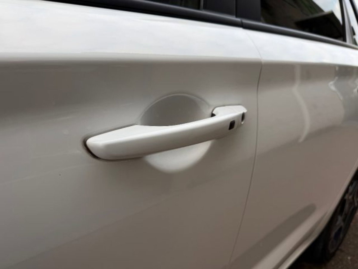 Hyundai i30 1.0 t-gdi 48V Prime 120cv dct (13)