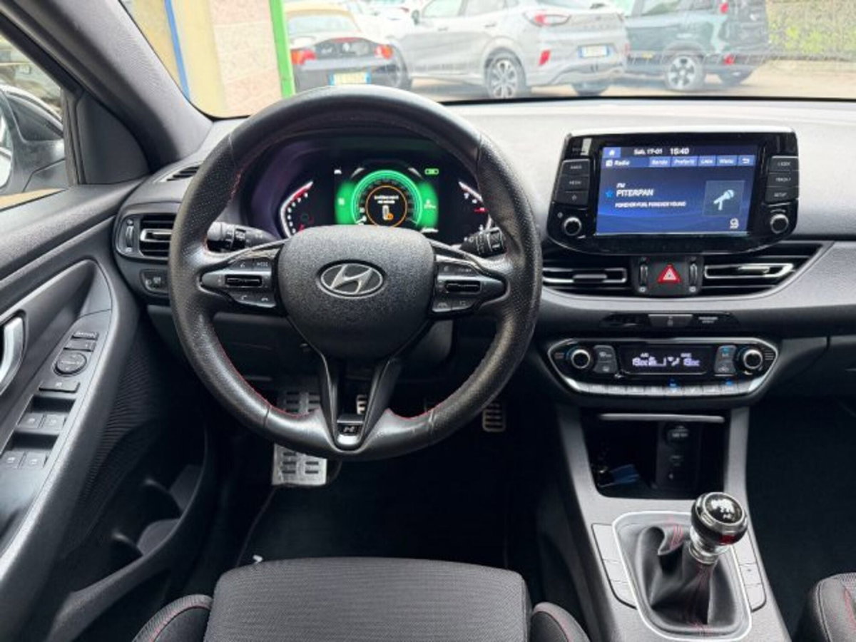Hyundai i30 1.0 t-gdi 48V Prime 120cv dct (14)