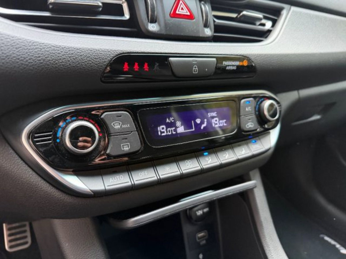 Hyundai i30 1.0 t-gdi 48V Prime 120cv dct (17)